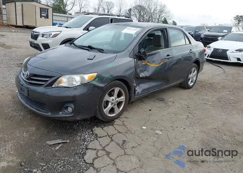 2013 Toyota Corolla Le z USA, uszkodzony, nr VIN 2T1BU4EE9DC118004